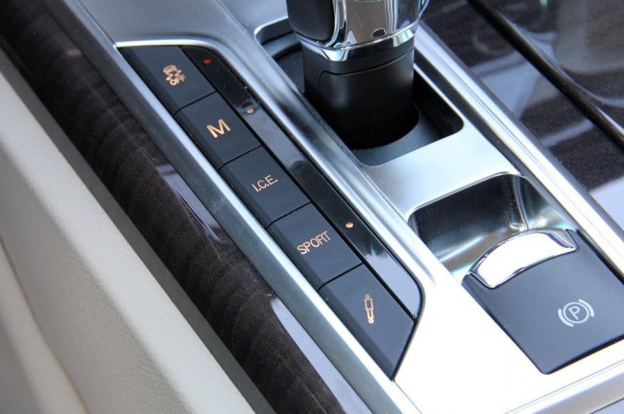 Maserati Quattroporte 2014 года  (фото 9 из 52)